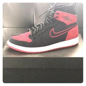 NIKE  AIR JORDAN 1 RETRO ULTRA HIGH